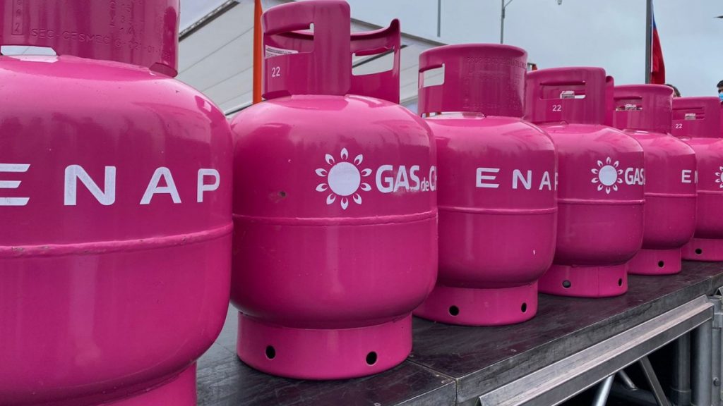 GAS A MENOR PRECIO EN 3 COMUNAS ANUNCIÓ ENAP
