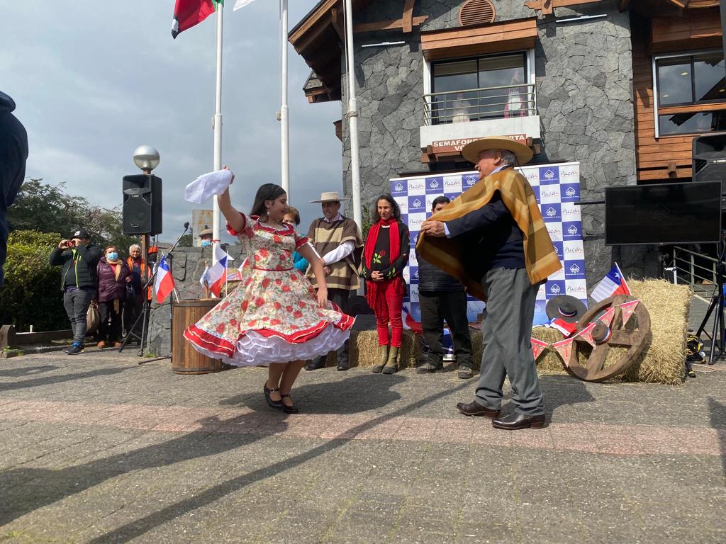 PUCÓN DIO A CONOCER UN EXTENSO CALENDARIO DE ACTIVIDADES DE FIESTAS PATRIAS
