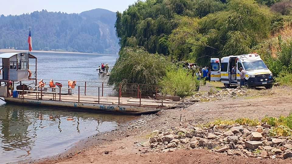 DOS FALLECIDOS TRAS CAER CAMIONETA AL RÍO BIOBÍO EN SAN ROSENDO