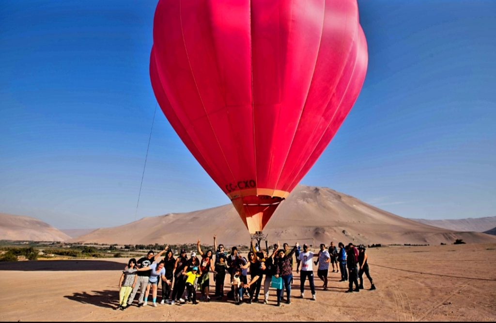 “DESPERTAR DE LOS GLOBOS”: MUNICIPIO DE ARICA SORPRENDIÓ A LA COMUNIDAD EN ANTESALA DEL SHOW DE AÑO NUEVO