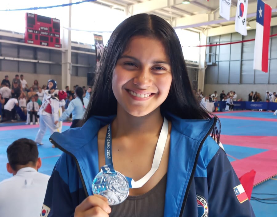 EL ORO SIGUE BRILLANDO EN EL DHARMA COLLEGE DE PURRANQUE