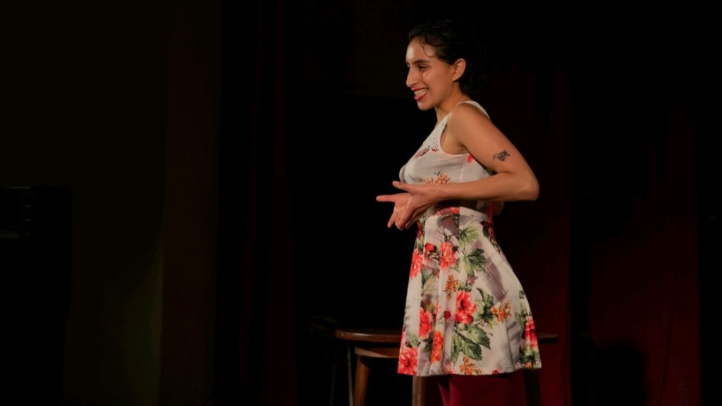 “STAND UP, CÓMO MORIR DE PIE”: OBRA REGIONAL SE PRESENTÓ EN LA SEGUNDA JORNADA DEL FESTIVAL DE TEATRO OSORNO 2023