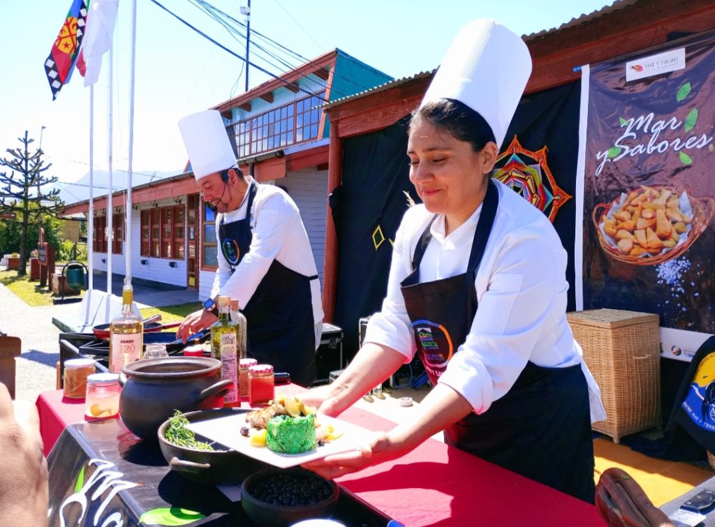 MAR Y SABORES REALIZÓ MUESTRA GASTRONÓMICA EN HORNOPIRÉN