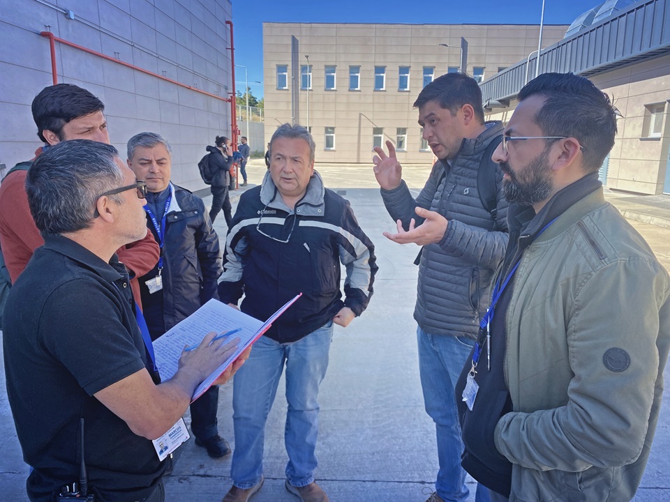 MOP Y MINSAL REALIZAN INSPECCIÓN TÉCNICA AL NUEVO HOSPITAL DE QUELLÓN