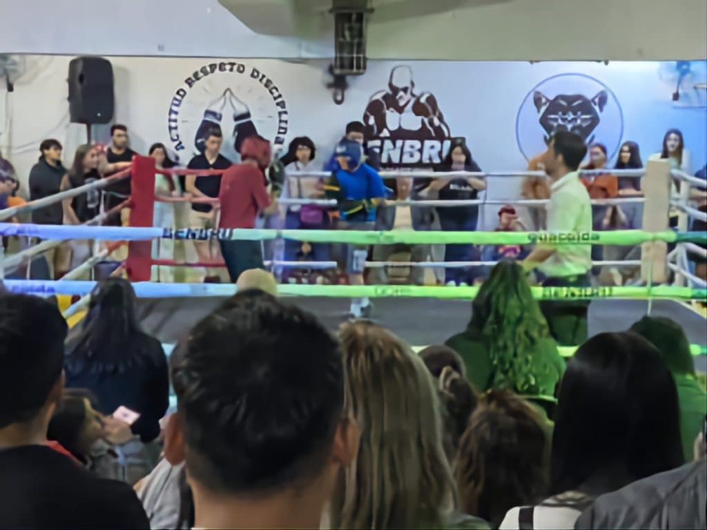 ÉXITO EN LA PRIMERA VELADA DE NOVATOS DEL CLUB KO DE FRANCIA: JÓVENES PUGILISTAS DEMUESTRAN SU TALENTO