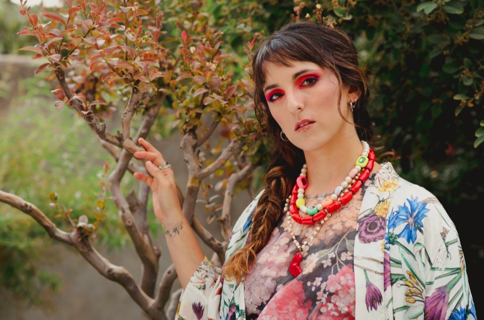«ARANBÍ»: DANIELA AMAYA ESTRENA NUEVO SENCILLO DE SU EP «LUZ DE LUNA»