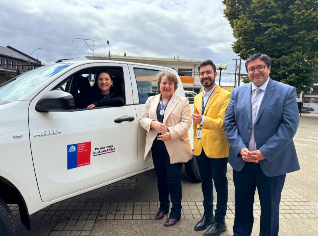 16 NUEVAS CAMIONETAS TODOTERRENO FORTALECERÁN LA ATENCIÓN PRIMARIA EN CHILOÉ