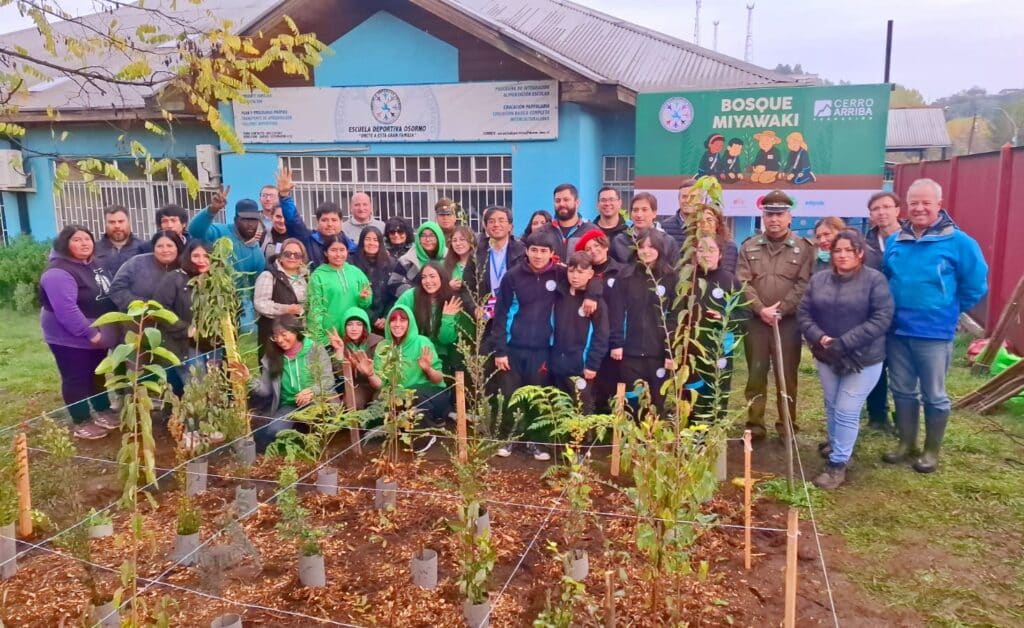 ESCUELA DEPORTIVA DE OSORNO HABILITA PRIMER BOSQUE DE BOLSILLO “MIYAWAKI” DE LA REGIÓN DE LOS LAGOS