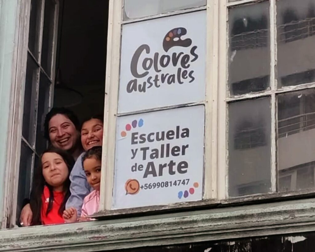 COLORES AUSTRALES RENUEVA SU TEMPORADA DE TALLERES ARTÍSTICOS PARA TODAS LAS EDADES