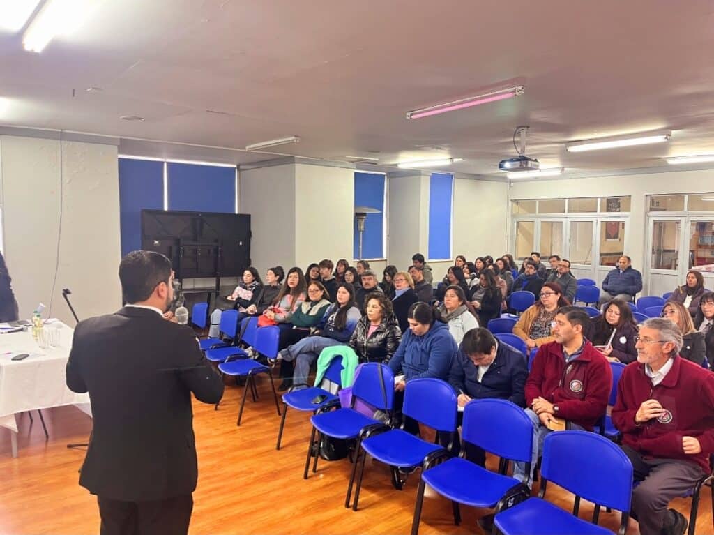 DAEM OSORNO Y SEREMI PROMUEVEN CHARLA SOBRE JUSTICIA PENAL ADOLESCENTE EN LICEOS MUNICIPALES