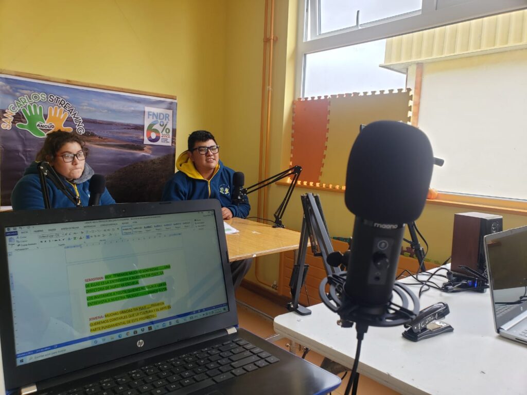 ESCUELA DIFERENCIAL SAN CARLOS INNOVA EN EDUCACIÓN CON PROGRAMA DE STREAMING