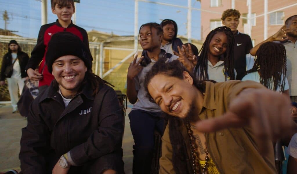 TIANO BLESS Y PABLO CHILL-E LANZAN “+ UNIDAD”: UNA COLABORACIÓN ÚNICA QUE UNE EL REGGAE Y EL TRAP